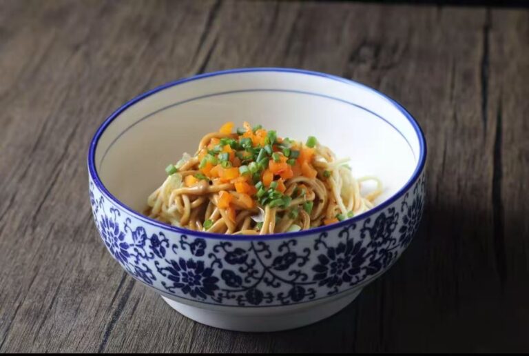 Delicious Wuhan Hot Dry Noodles